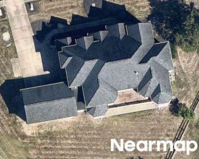 4 Bed 3 Bath Preforeclosure Property in West Chester, OH 45069 - Tylers Estates Dr