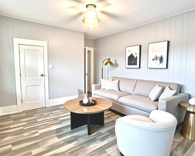 1 Bedroom 1BA 700 ft Pet-Friendly Apartment For Rent in Cleburne, TX