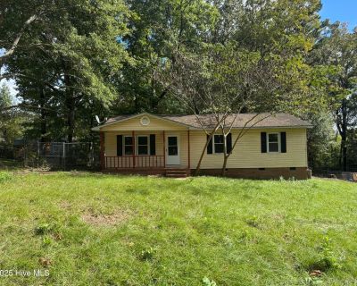 3 Bedroom 1BA 1056 ft Single Family House For Sale in Rockingham, NC