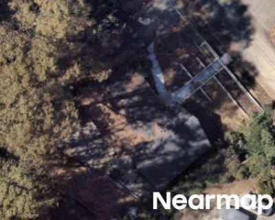 3 Bed 2.5 Bath Preforeclosure Property in Oakland, CA 94605 - Monan St