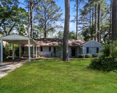 3 Bedroom 2BA 2076 ft House For Rent in Jackson, MS
