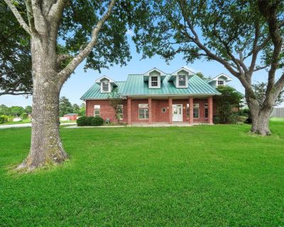 3 Bedroom 2BA 2957 ft Single Family Detached House For Rent in Hockley, TX