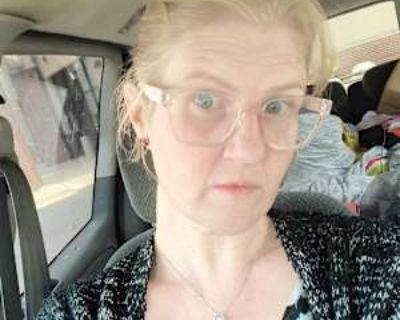 Brooke Jarvais, 35 years, Fe. Looking in: Appleton, Outagamie County, WI