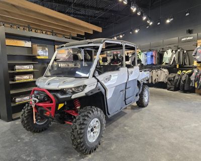 2024 Can-Am Defender MAX X MR With Half-Doors Utility SxS Presque Isle, ME