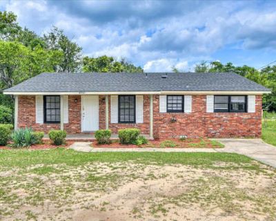 2 Bedroom 1.5BA 900 ft Apartment For Rent in Augusta, GA