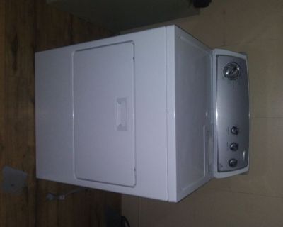 Nice whirlpool dryer with warranty