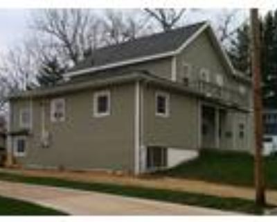 RENTED - 205 Cedar St, Platteville 2 Bd/1 Ba $700 ALL Utilit