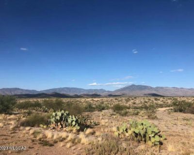 Land For Sale in Vail, AZ