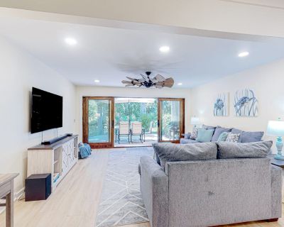 3 Bedroom 3BA House Vacation Rental in Sailmaster Common 16, Hilton Head, SC