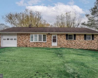 3 Bedroom 1BA 1852 ft Single Family House For Sale in Lititz, PA