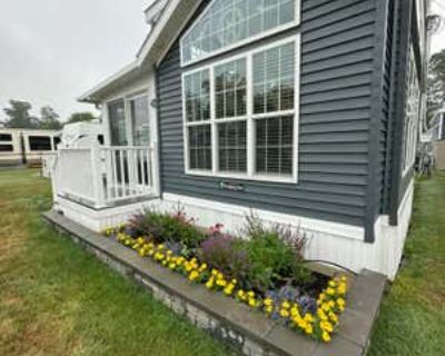 3 Bedroom 1BA 866 ft Furnished Mobile Home For Sale in WELLS, ME