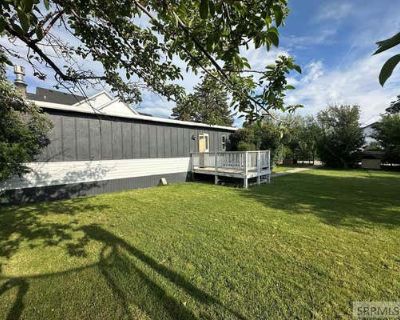3 Bedroom 2BA 1400 ft Manufactured Home For Sale in SHELLEY, ID