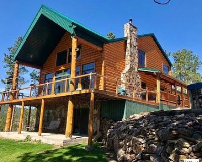 4 Bedroom 3BA 3348 ft Single Family House For Sale in Custer, SD