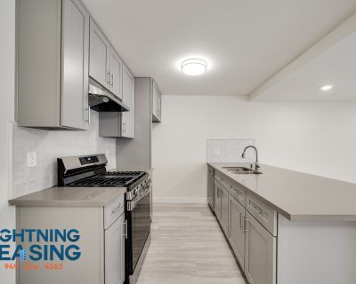 1 Bedroom 1BA Pet-Friendly Condo For Rent in Canoga Park, CA