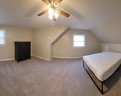 Furnished Room for Rent - Large room for rent in Norfolk