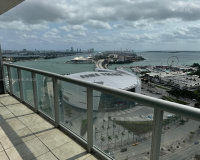 Biscayne Blvd. Nice corner unit with a wonderful direct view to Miami Downtown Bay Area, Ocean, South Beach, Arena and Port of Miami. Ready to move in! Condo Association approval is fast (lass than 7 days). Sunrise and Sunset swing pools, s hot tubs/spa, sand volleyball court and convenience store in the building. Full size washer and dryer in the unit.. 2 Bedroom. 2 Bathroom. 1315 ft