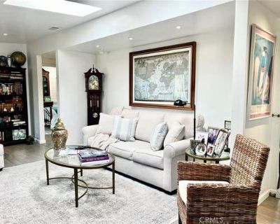 2 Bedroom 2BA Manufactured Home For Sale in NEWPORT BEACH, CA