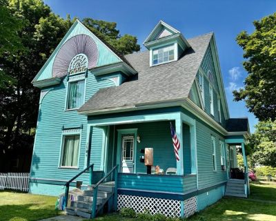 S Washington Ave, Ludington, Home For Sale