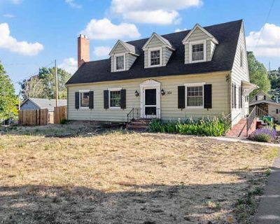 3 Bedroom 2BA 1640 ft Single Family Home For Sale in KLAMATH FALLS, OR