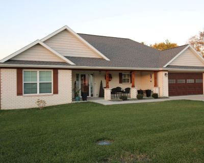 3 Bedroom 2BA 1760 ft Single Family House For Sale in Princeton, IN