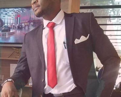 Elvis - Needs an Apartment on iROOMit or a Room