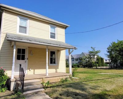 2 Bedroom 2BA 1364 ft Condo For Rent in Thorofare, NJ