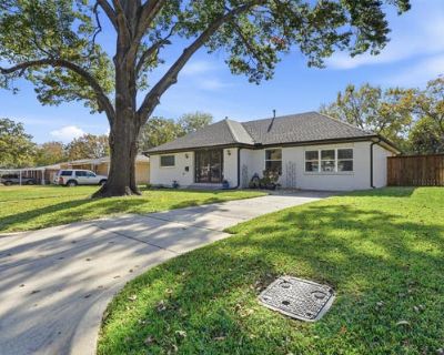 4 Bedroom 2BA 1543 ft Single Family Home For Sale in WESTWORTH VILLAGE, TX