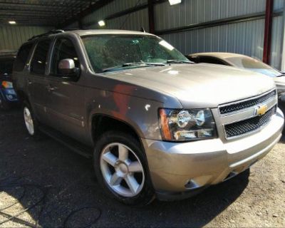 Salvage Gray 2007 Chevrolet Tahoe
