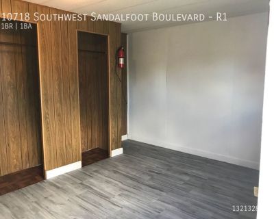 10718 Southwest Sandalfoot Boulevard. Spacious bedroom with private bathroom and private entrance in Boca raton. Freshly painted, cleaned. Water, electricity and internet included. No kitchen or common areas access. Mobile home community. Neighborhood Situated in the southwestern reaches of Palm Beach County, West Boca Raton contains a variety of residential and commercial development, much of ...