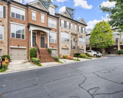 3 Bedroom 3BA Townhouse For Sale in Brookhaven, GA