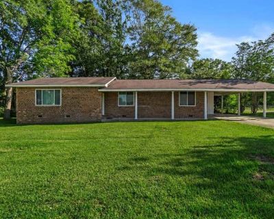 3 Bedroom 2BA 1496 ft Single Family Home For Sale in ELLISVILLE, MS