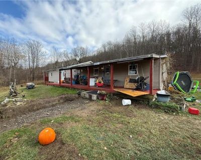 5 Bedroom 2BA 1828 ft Single Family Home For Sale in AVOCA, NY