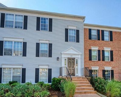 Fort Evans Rd Se Apt A, Leesburg, Condo For Sale
