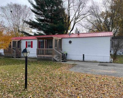 3 Bedroom 2BA 884 ft Single Family House For Sale in Cadillac, MI