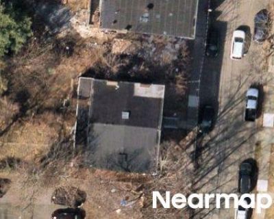3 Bed 3 Bath Preforeclosure Property in Newburgh, NY 12550 - Edward St
