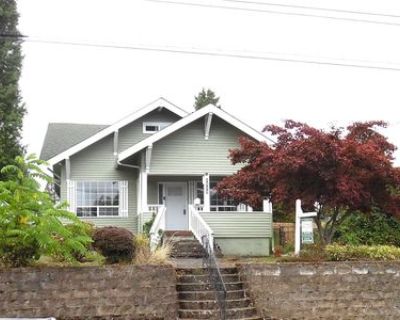 4 Bedroom 3BA 2327 ft Single Family House For Sale in Tacoma, WA