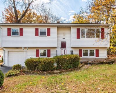 4 Maureen Court. Property for Rent in Denville, NJ for $4,000 with 4 bedrooms and 2 full baths.. Welcome to this beautifully updated 4-bedroom, 2-bath bi-level home located on a quiet Cul de sac street in the Lake Hiawatha section of Parsippany. This spacious rental offers bright, open living with an updated kitchen, hardwood floors, and generous natural light throughout. The main level feature...