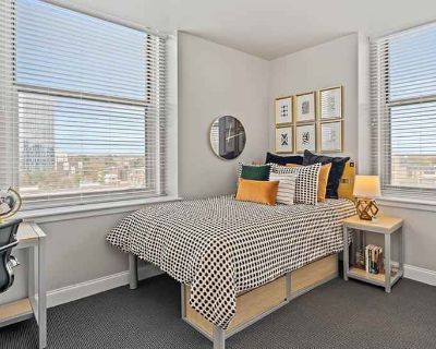 2 Bedroom 1 Bathroom - I (Has an Apartment). Room in the 1 Bedroom 1BA Apartment For Rent