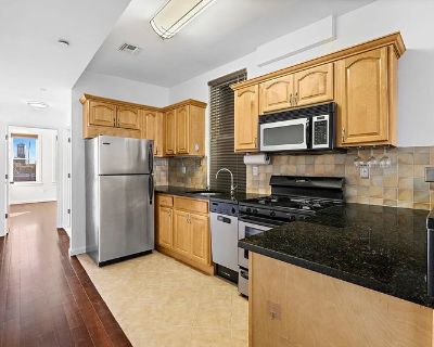 Furnished Room for Rent - Downtown Jersey City, Grove Street Path station