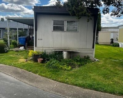 2 Bedroom 2BA 672 ft Mobile Home For Rent in Salem, OR
