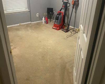 Matt (Has a Condo) on iROOMit. Room in the 1 Bedroom 1BA Pet-Friendly Apartment...