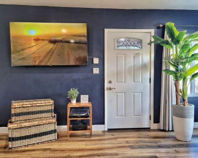 2 beds 1 bath townhome vacation rental in Compton, CA