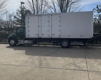 2019 Freightliner Business Class M2 106