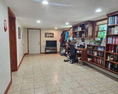 Wang John (Has a House). Room in the 1 Bedroom 1BA House For Rent in Stormville, NY