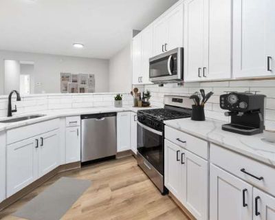 2 Bedroom 2BA 1395 ft Furnished Pet-Friendly Apartment For Rent in Piscataway, NJ