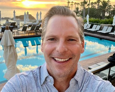 $2,000 /month. Age: 48 * Smoker?: No * Any pets?: No * Occupation: Professional * Gender: Male * Orientation: Straight. Smoking room acceptable. Pets are fine. Females preferred. Age preference: 18. Looking in: Costa Mesa , Irvine , Santa Ana. A bit about me I m a working professional currently employed full-time at [your company or field, e. g., a technology firm in Irvine ]. I m reliable, qui...