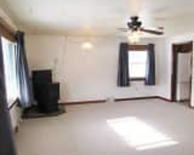 3 Bedroom 1BA 992 ft² Pet-Friendly House For Rent in Erie, PA 412 E 35th St