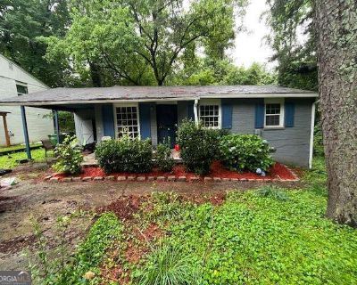 4 Bedroom 2BA 1420 ft Single Family House For Sale in Atlanta, GA