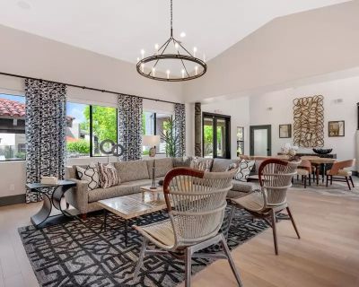 3 Bedroom 2BA 1290 ft Pet-Friendly Apartment For Rent in Albuquerque, NM