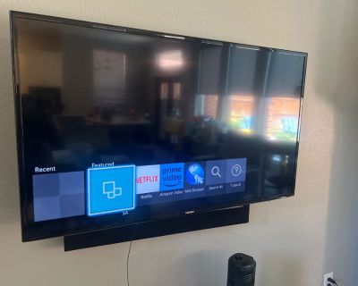 L320 55 inch Samsung Smart TV